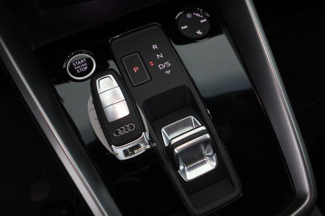AUDI A3 A3 SPB 30 TDI S tronic S line edition