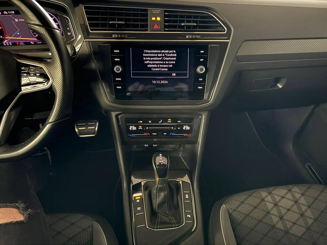 Volkswagen Tiguan TIGUAN 2.0 tdi R-Line 150cv dsg