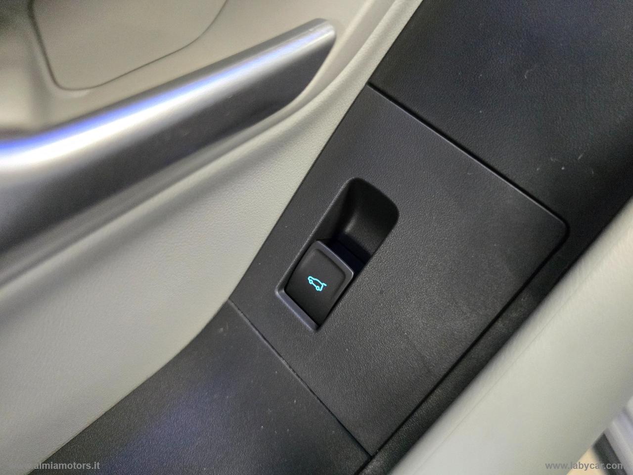 FORD Explorer-E Ext. Range Exp. Prem. 286 CV