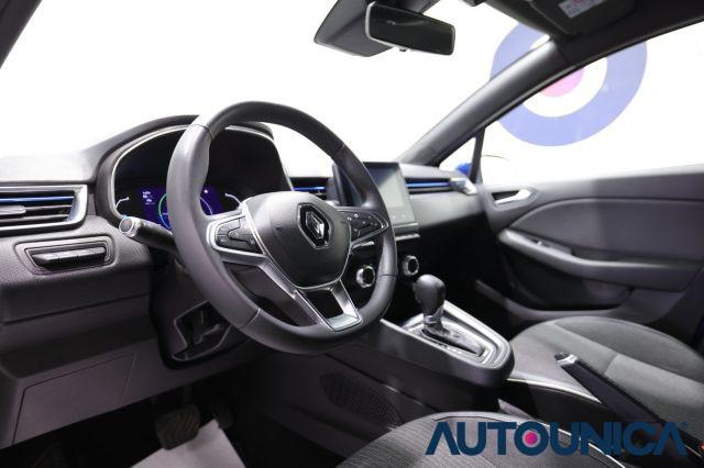 RENAULT Clio FULL HYBRID E-TECH 140 CV AUTOMATICA