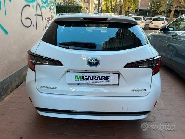Toyota Corolla Touring Sports 1.8 Hybrid Business
