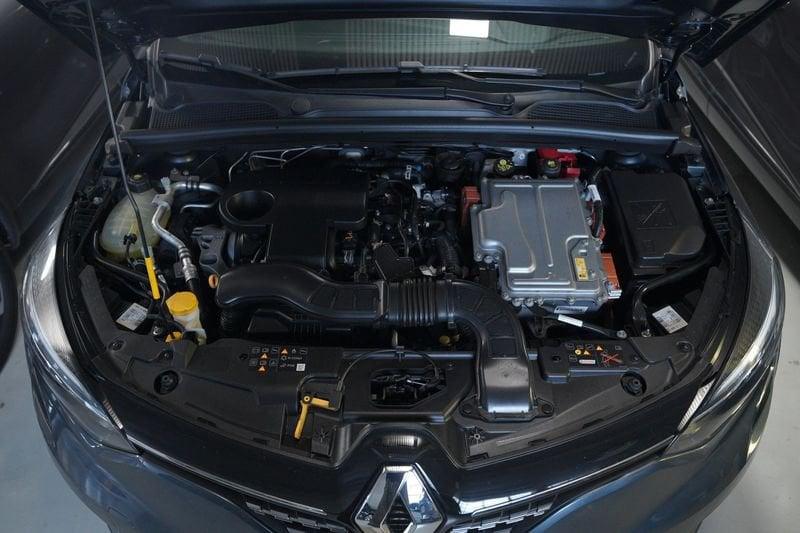 Renault Clio 1.6 E-Tech hybrid Intens 140cv auto my21