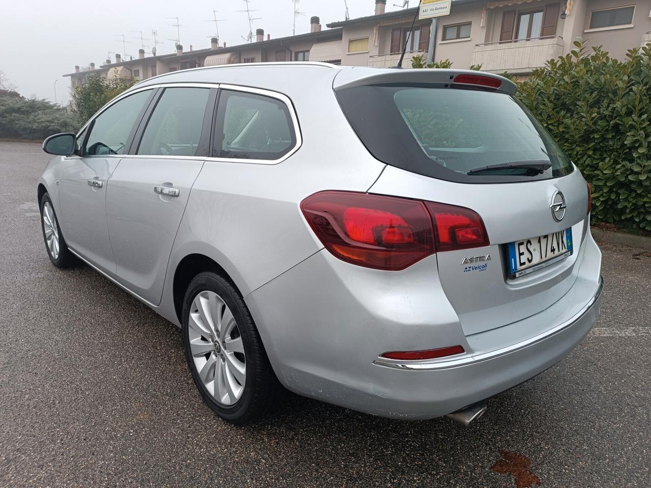 Opel Astra 1.4 GPL garanzia