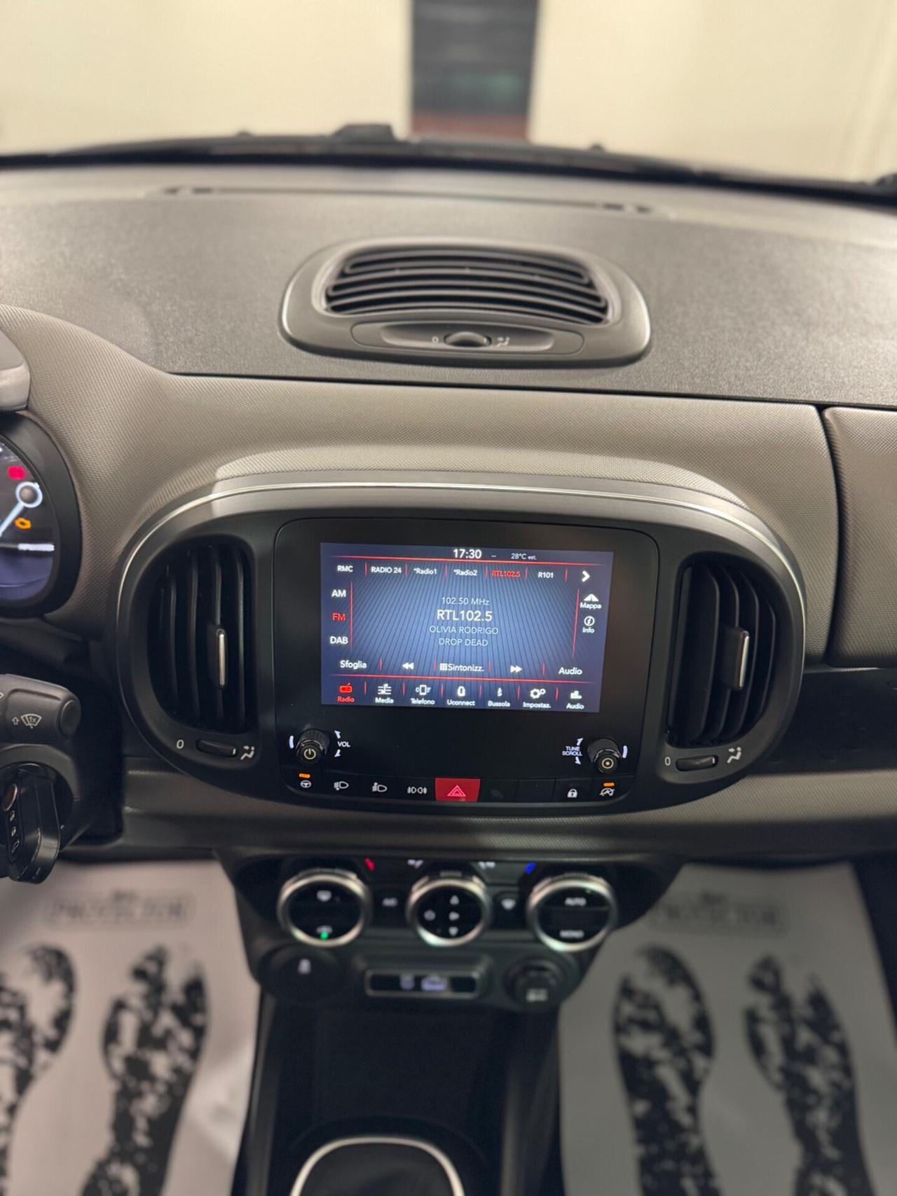 Fiat 500L 1.6 Multijet 120 CV Urban TETTO PANORAMICO APPLE CARPALY E ANDROID AUTO