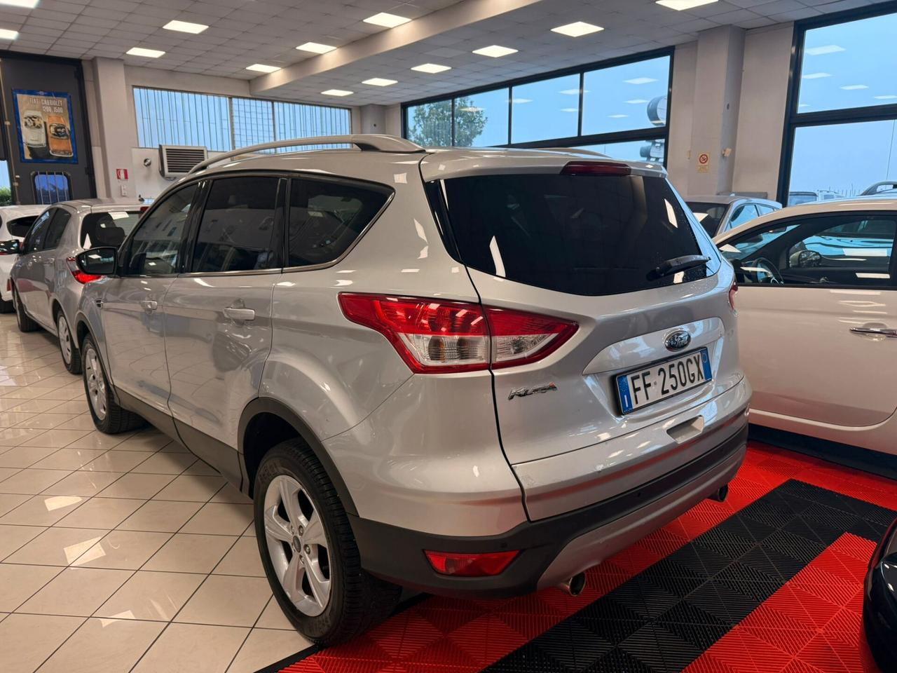 Ford Kuga 2.0 TDCI 150 CV S&S 2WD Titanium