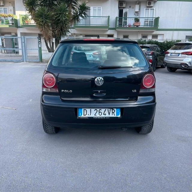 Volkswagen Polo 1.2 5P NEOPATENTATI