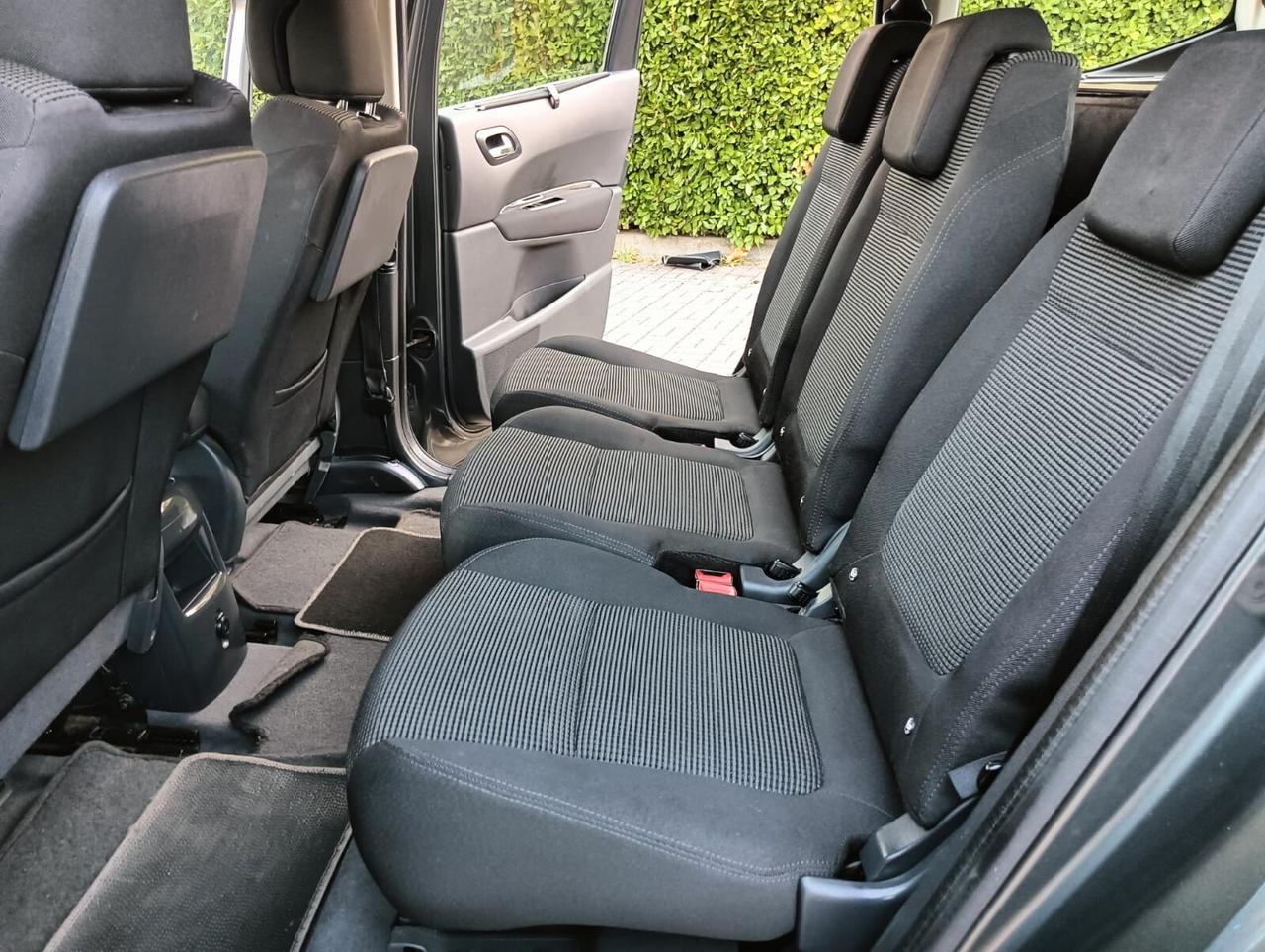 PEUGEOT 5008 1.6 VTI 120CV Family... 7 POSTTI .GPL VALIDO FINE DELL 2031... CELL 320 147 1147 WUATSAPP .CELL 3276540940 WUATSAPP..PREZZO 6200€ TRATABILLE