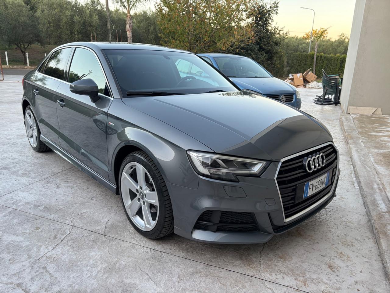Audi A3 Sedan 30 TDI Admired