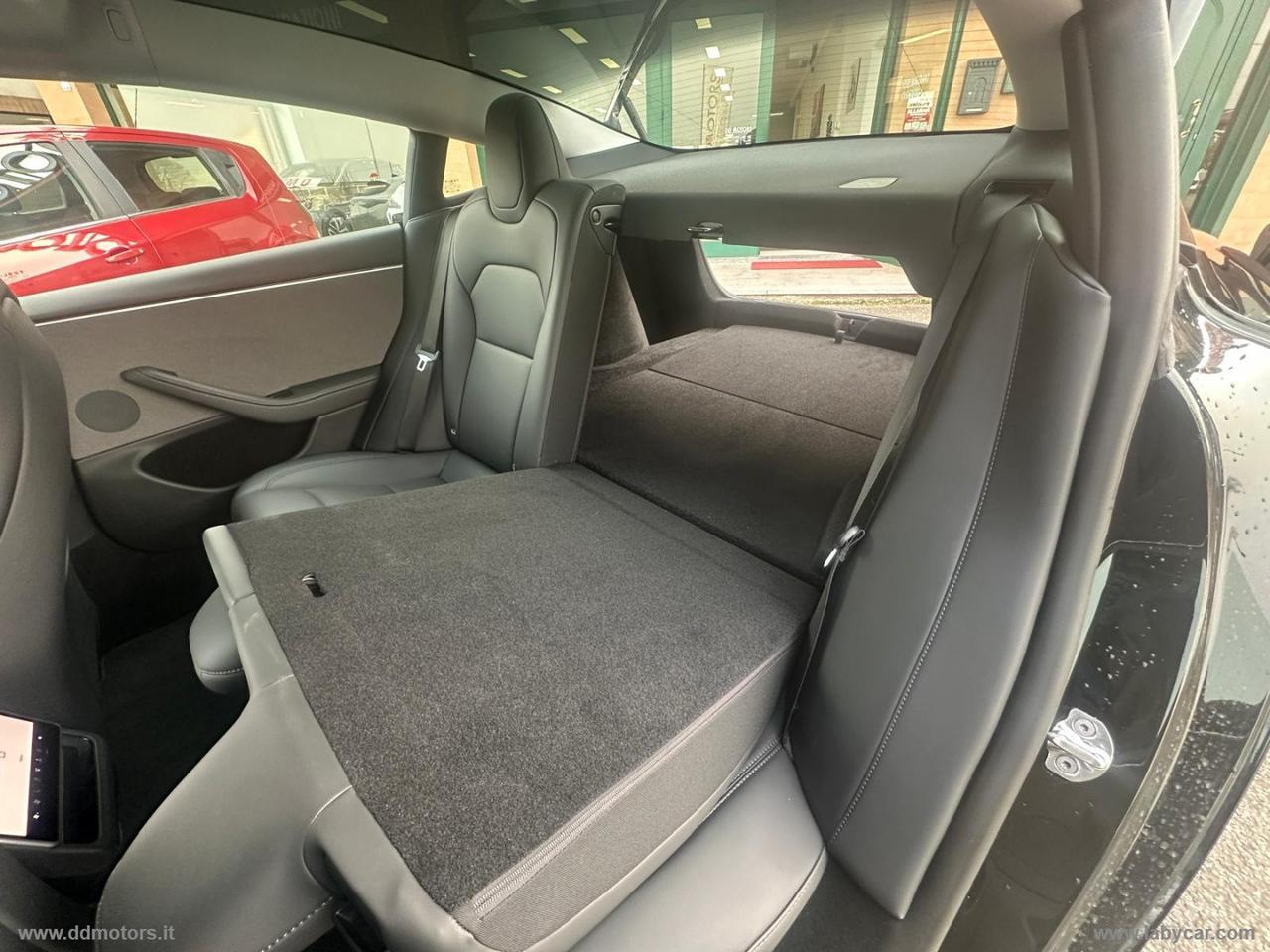 TESLA Model 3 NV35 RWD Premium 400 KM AUTONOMIA