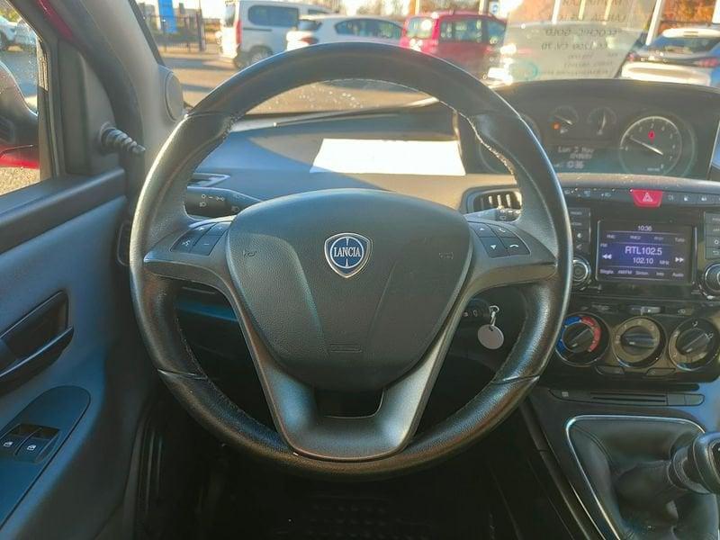 Lancia Ypsilon III 2015 5 Porte 1.2 Ecochic 69cv Gold my16