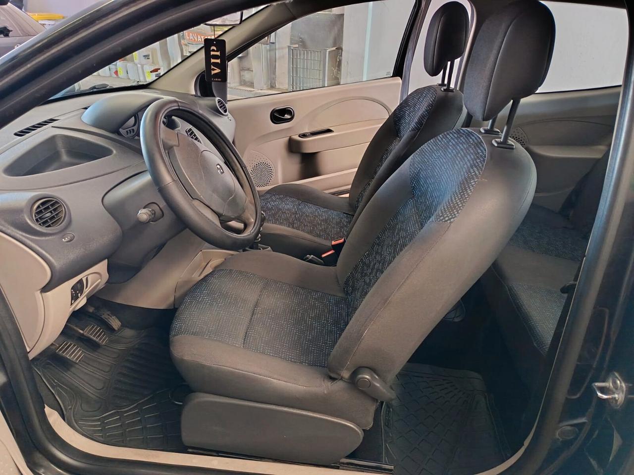 Renault Twingo 2009 1.2 8V Dynamique OCCASIONE NEOPATENTATI