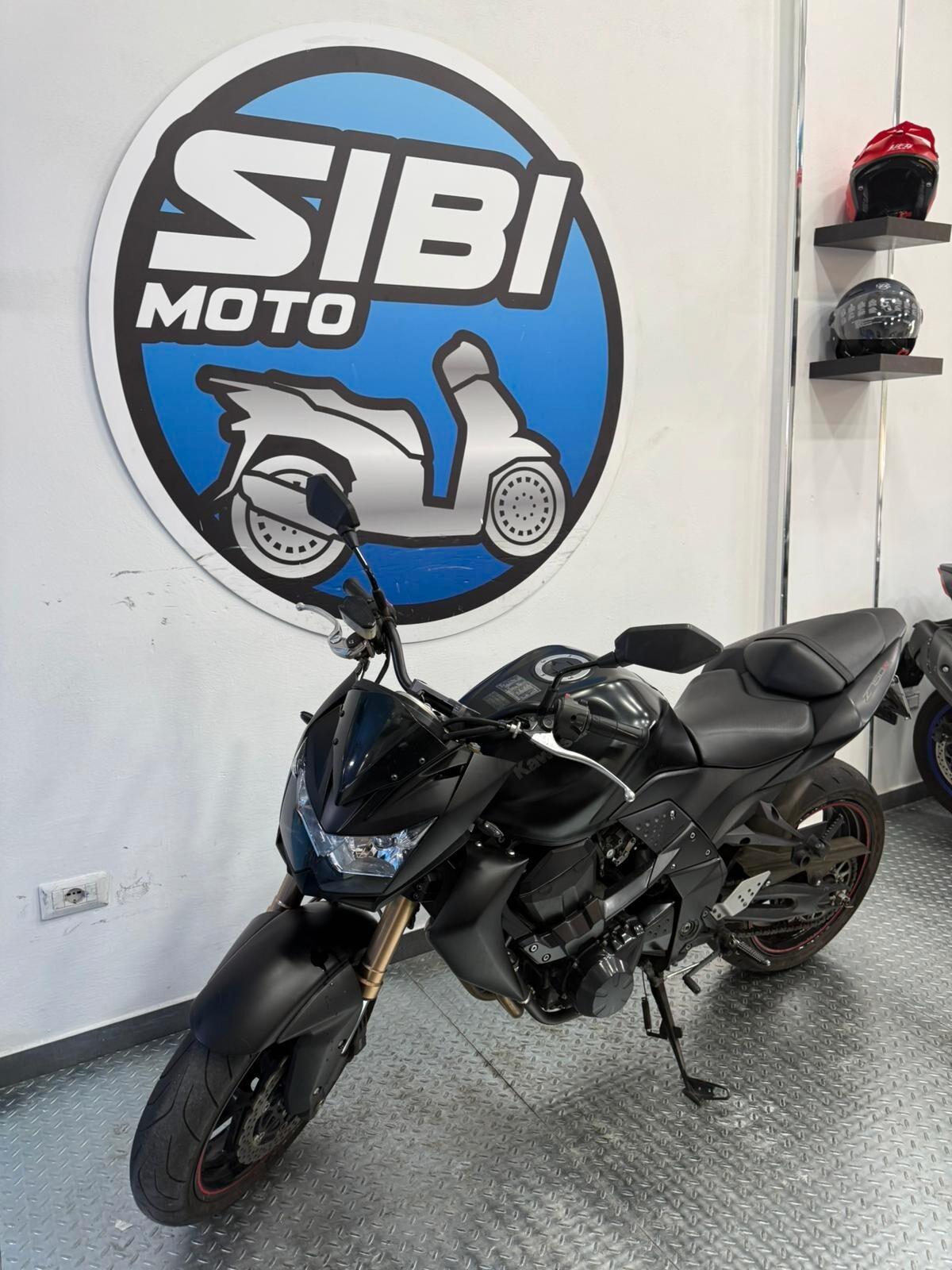 KAWASAKY 750 BLACK ADITION