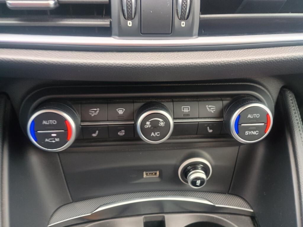 Alfa Romeo Stelvio 2.2 Turbodiesel 210 CV AT8 Q4 Executive