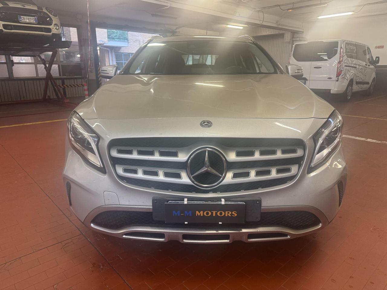 MERCEDES-BENZ GLA 180 d Sport auto UNICO PROPRIETARIO