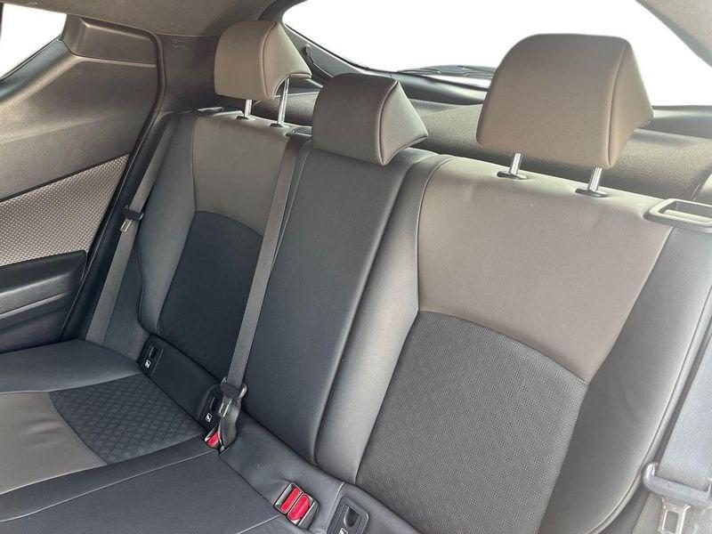 Toyota C-HR C-HR 1.8h Lounge e-cvt