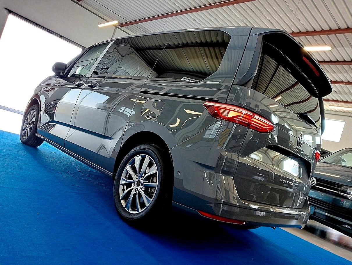 Volkswagen T7 Multivan 1.5 PHEV 4motion 245cv IQ LED GANCIO PORTE ELETTRICHE