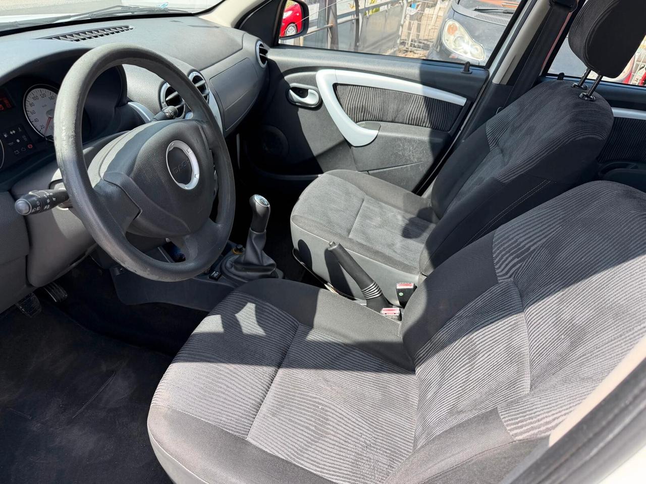 Dacia Sandero 1.4 8V GPL Lauréate-12/2009