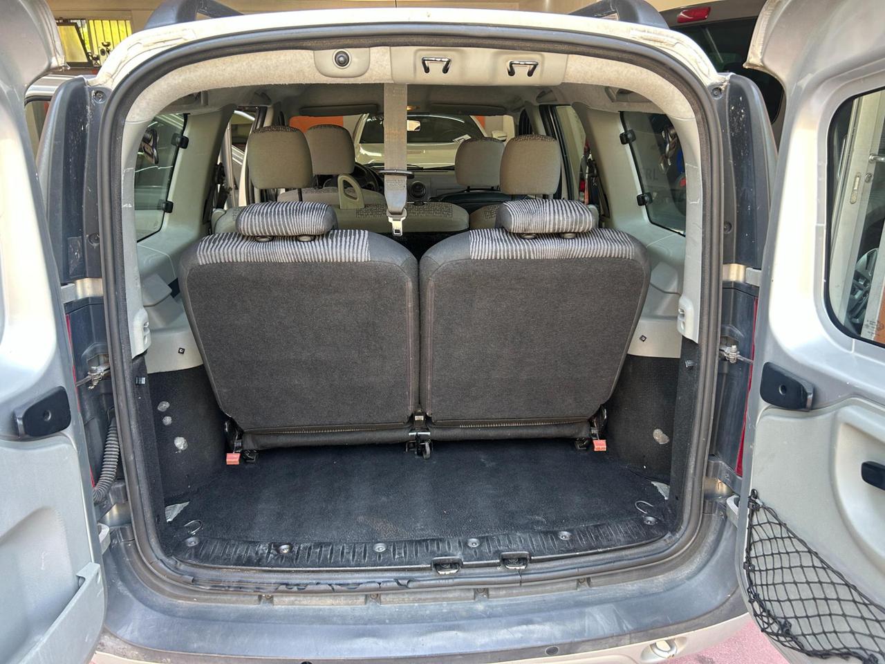 Dacia Logan MCV 1.6 Ambiance 7p.ti GPL