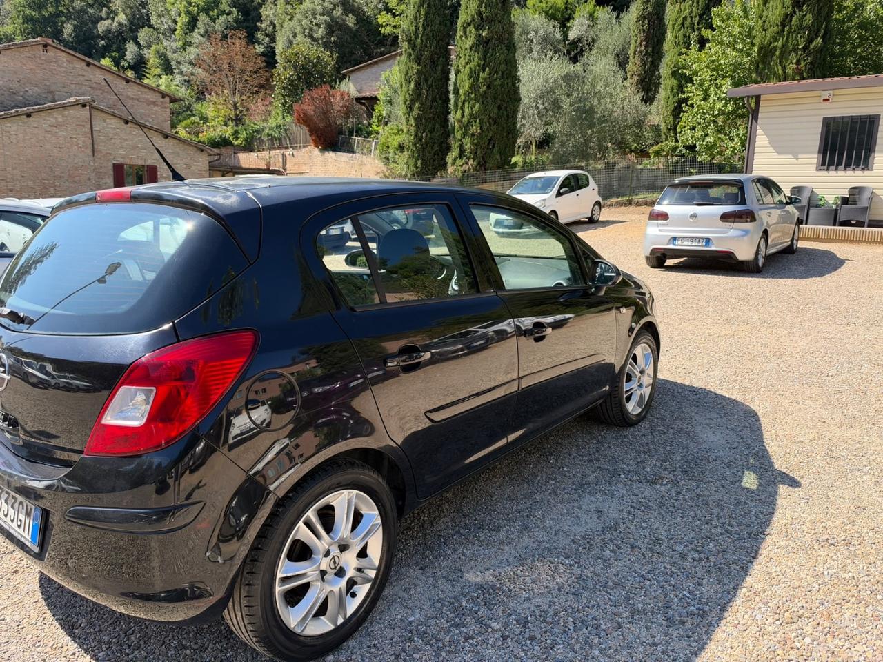 Opel Corsa 1.2 5 porte Club