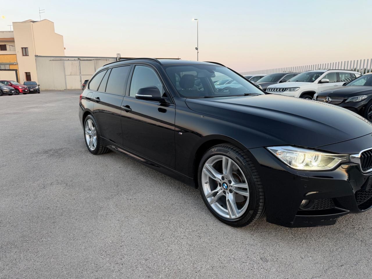 BMW 320D XDRIVE TOURING MSPORT F1 184 STRAFULL