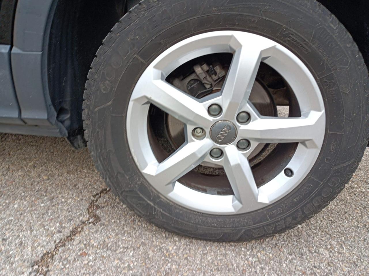 Audi Q2 30 TDI S tronic Business