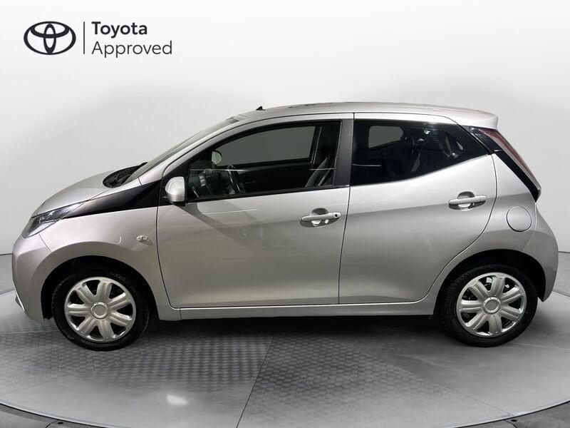 Toyota Aygo 1.0 VVT-i x-play TSS