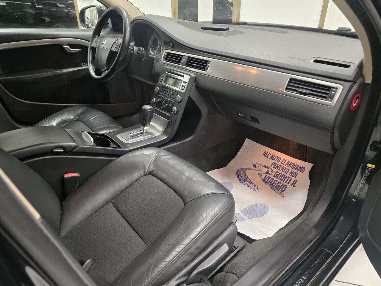 Volvo V70 2.4 d5 185 cv Momentum