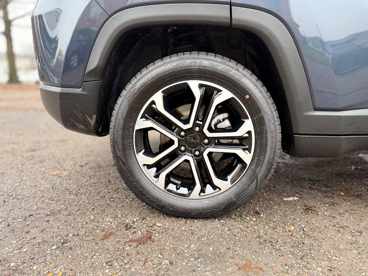 Jeep Compass 1.3 turbo t4 phev Limited 4xe auto