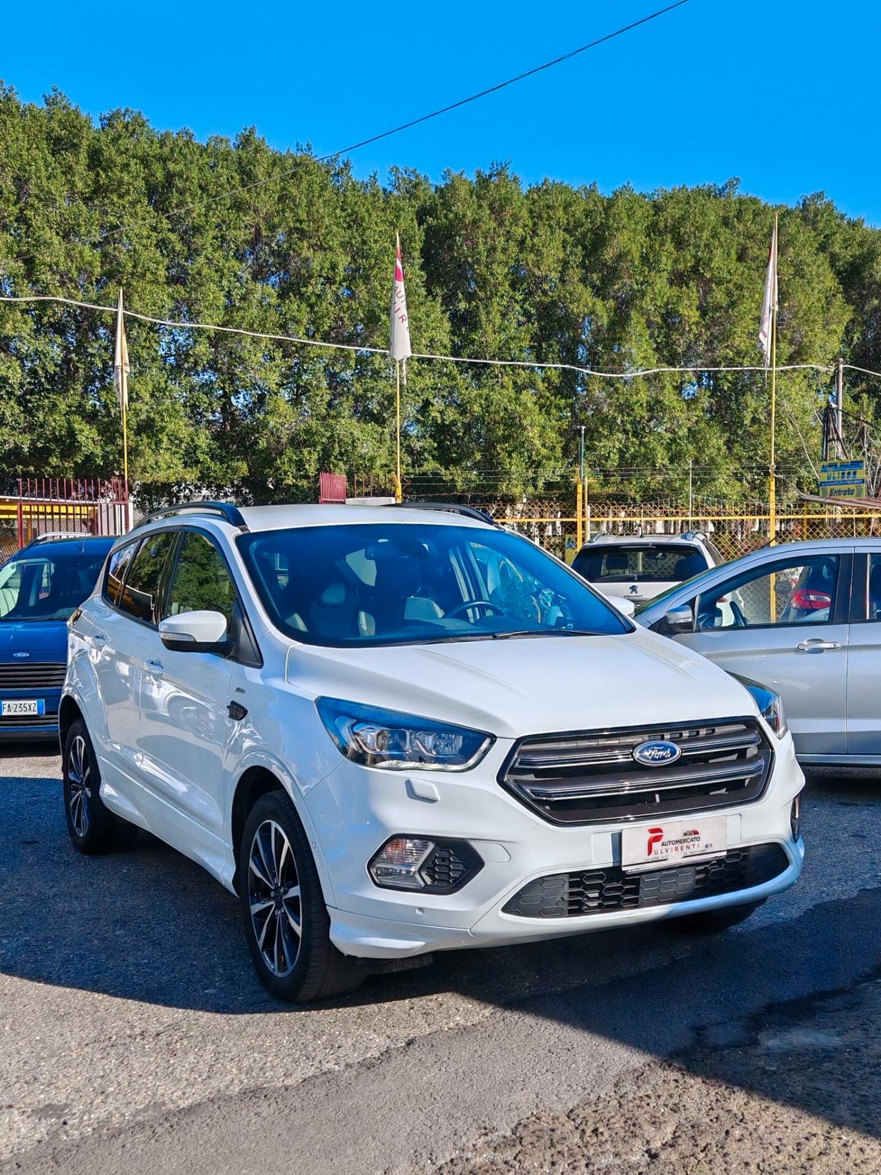 Ford Kuga 1.5 TDCI 120 CV S&S 2WD Powershift ST-Line