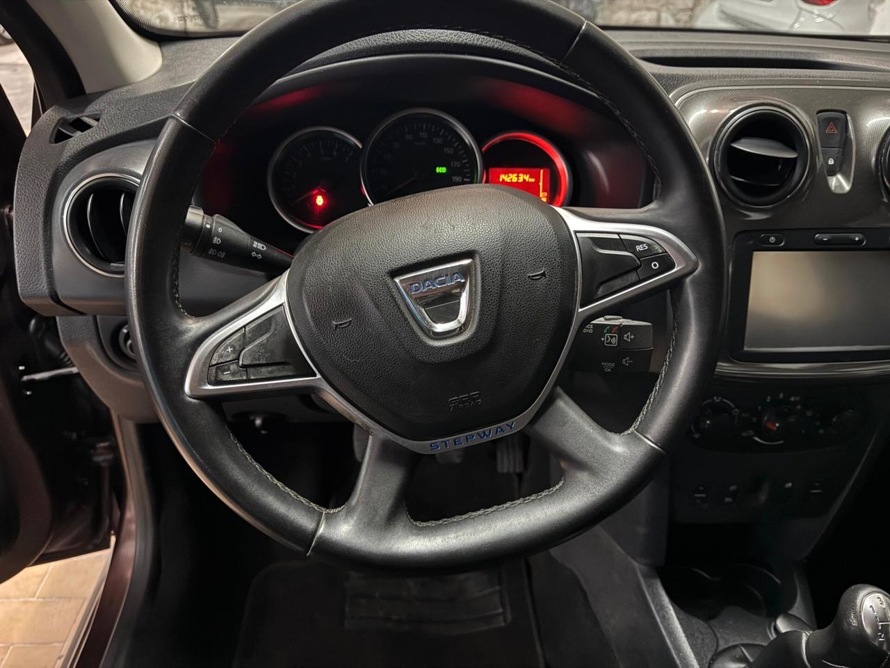 DACIA SANDERO STEPWAY 1.5 dCi – UNICO PROPRIETARIO – CONDIZIONI DA VETRINA!