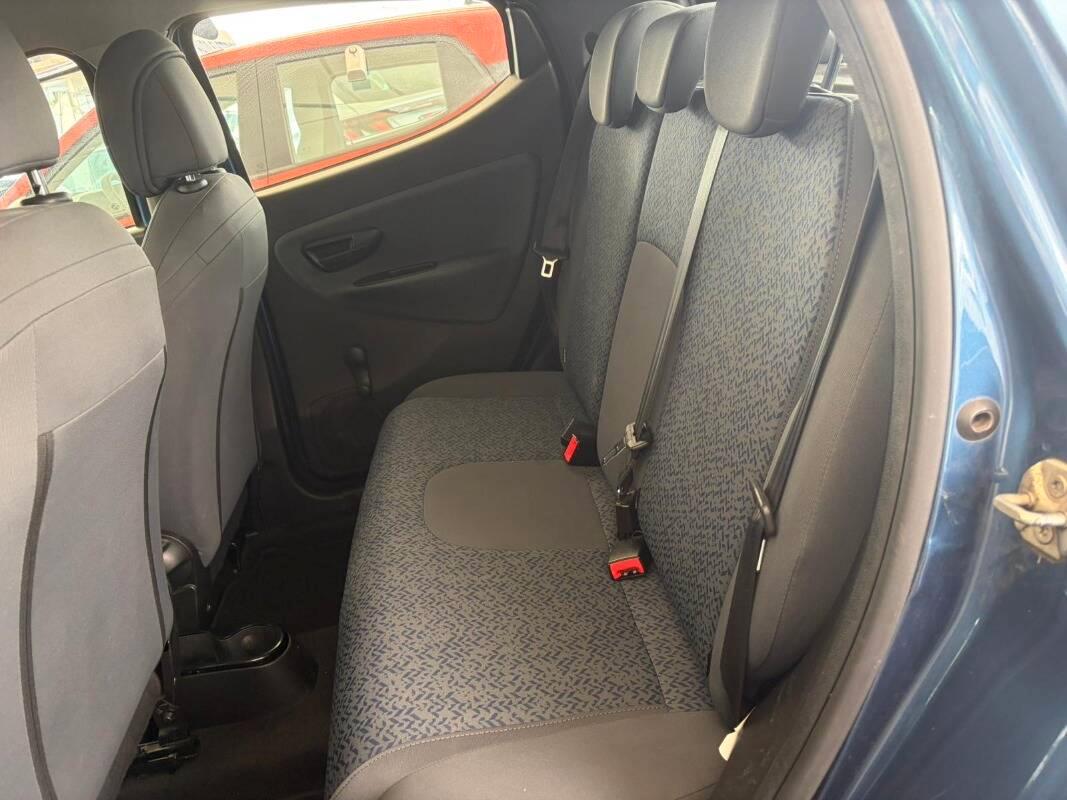 Lancia Ypsilon III 1.0 firefly hybrid Silver s&s 70cv