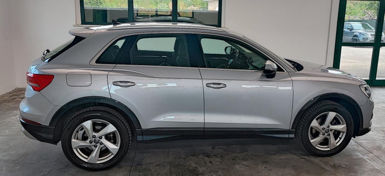 Audi Q3 35 TDI quattro Business Advanced