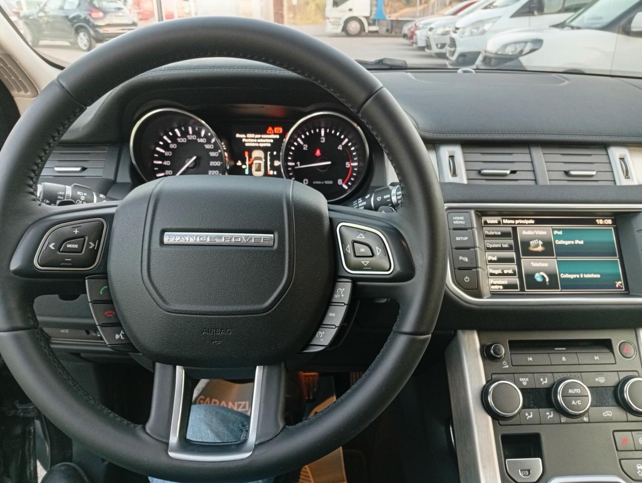 Land Rover Range Evoque 2.2 TD4 5p. Pure