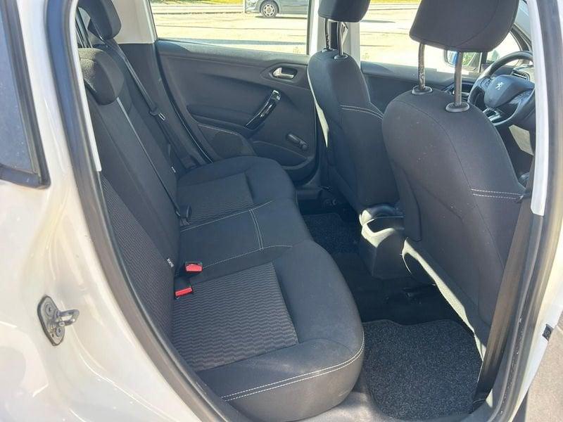 Peugeot 208 1.6 BlueHDi 75cv Allure