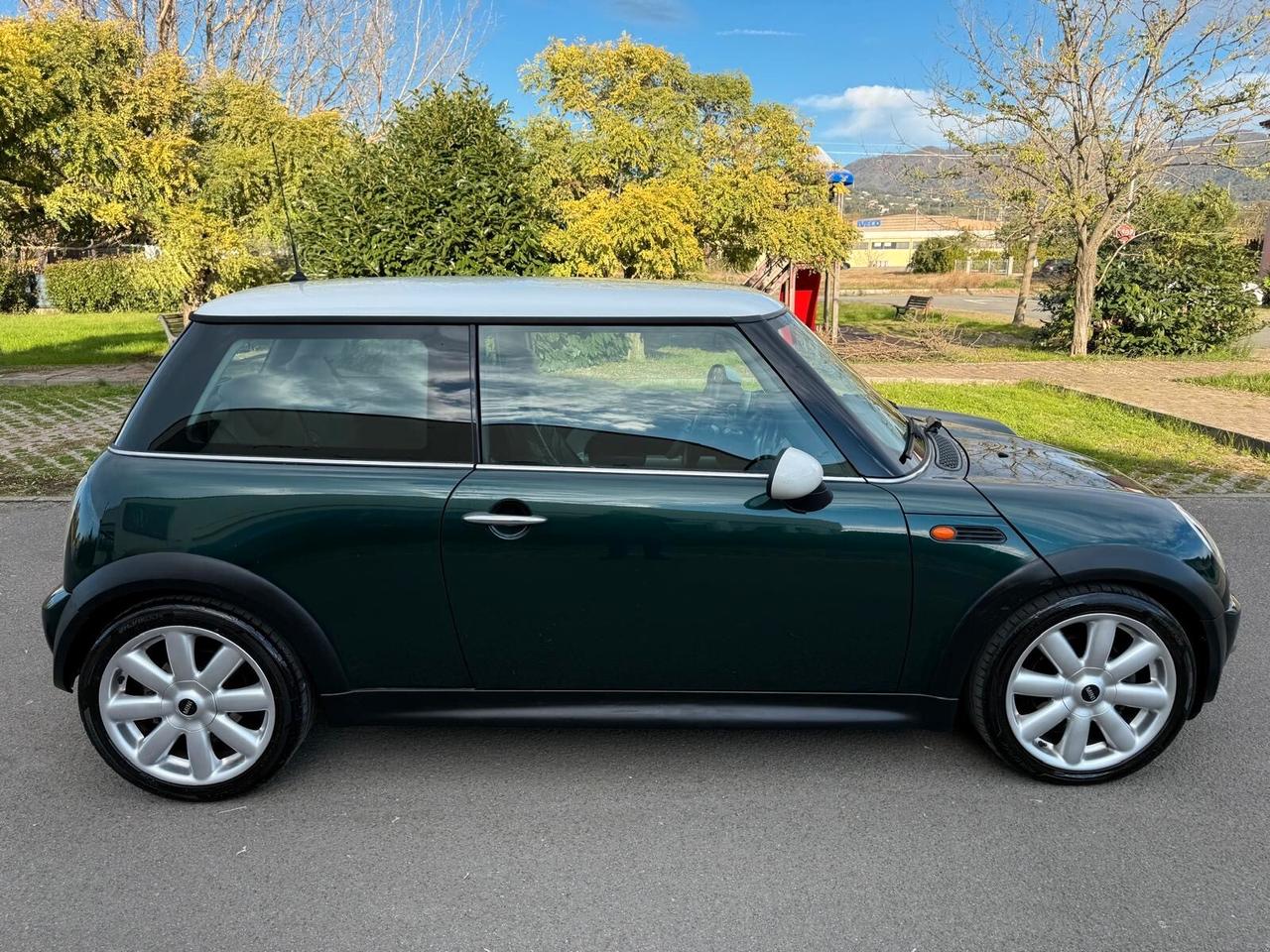Mini 1.6 16V Cooper