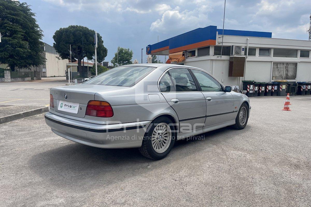 BMW 520i 24V cat