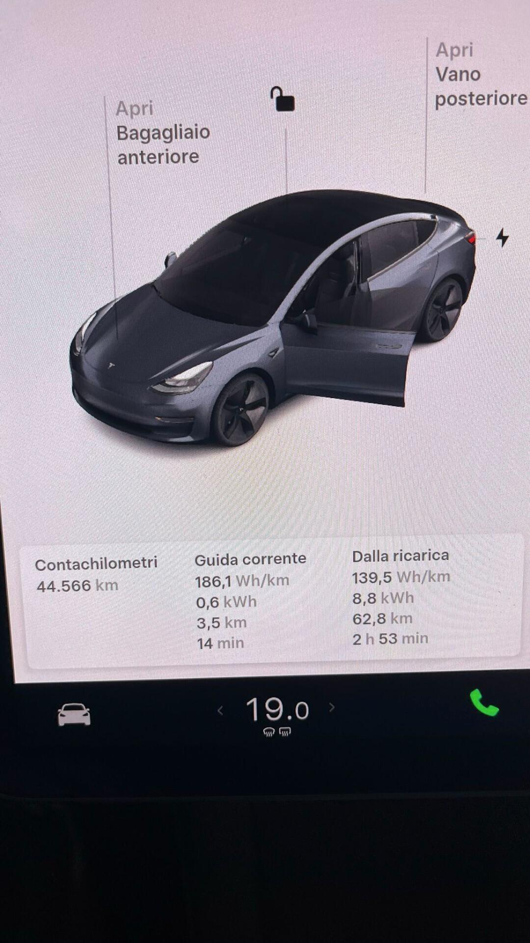 Tesla Model 3 RWD