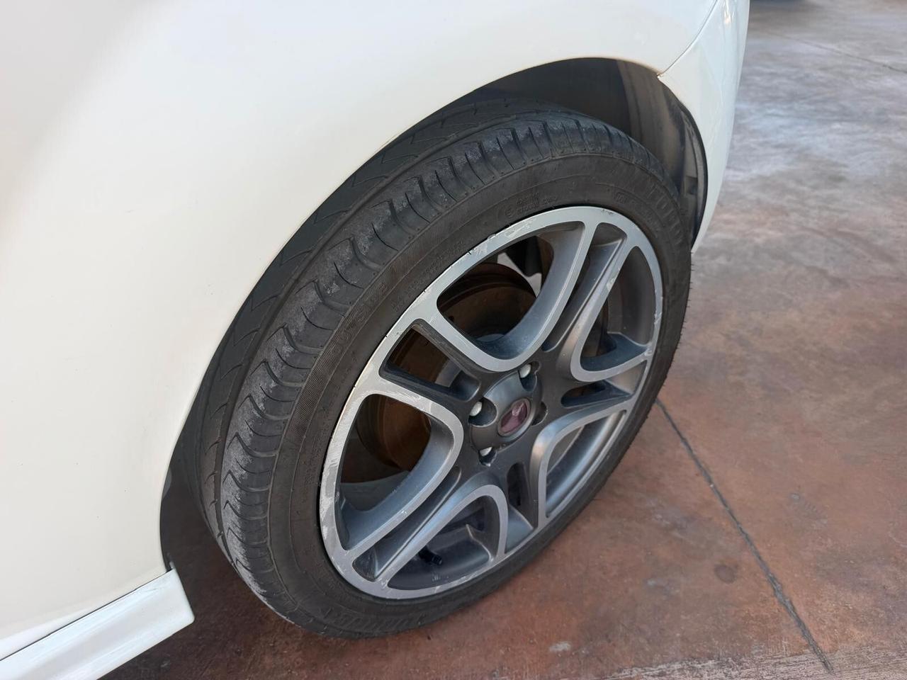 Fiat Grande Punto 1.3MJT 90 3p.Dynam.