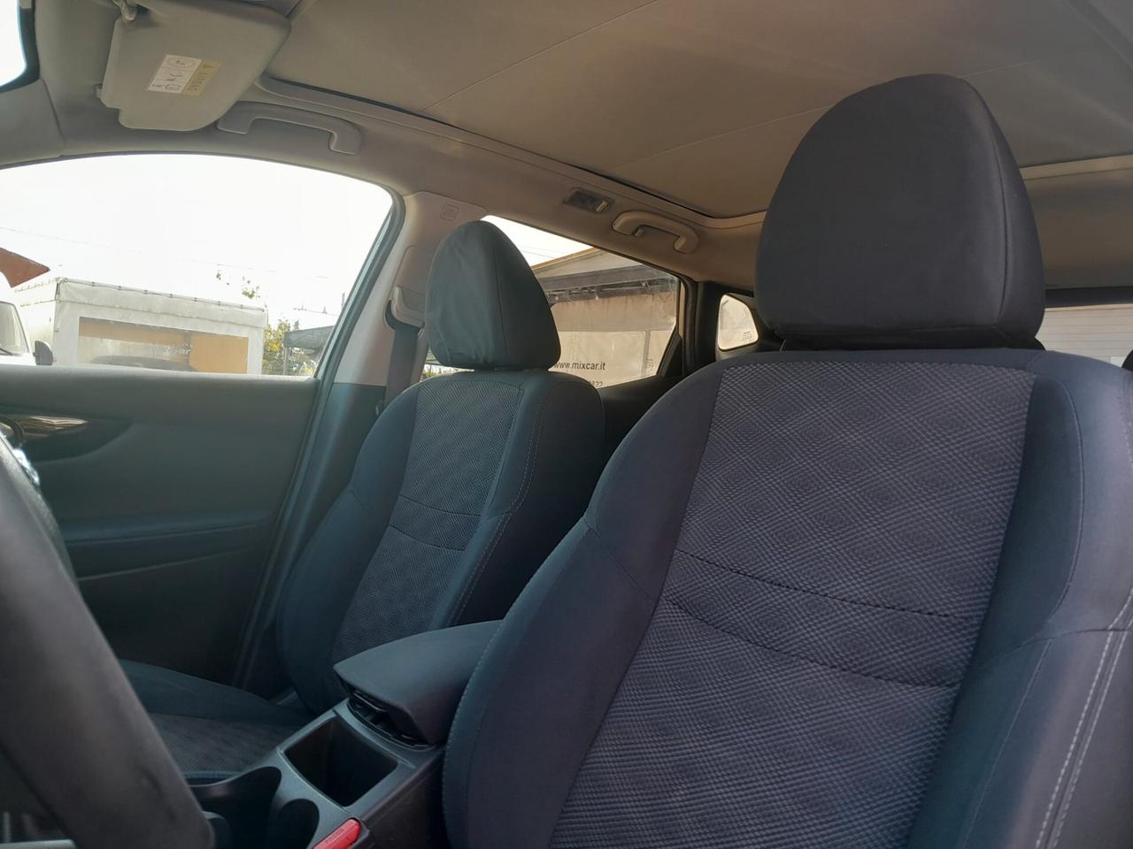 Nissan Qashqai 1.5 dCi N-Connecta