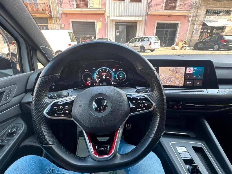 Volkswagen Golf 2.0 TSI GTI DSG