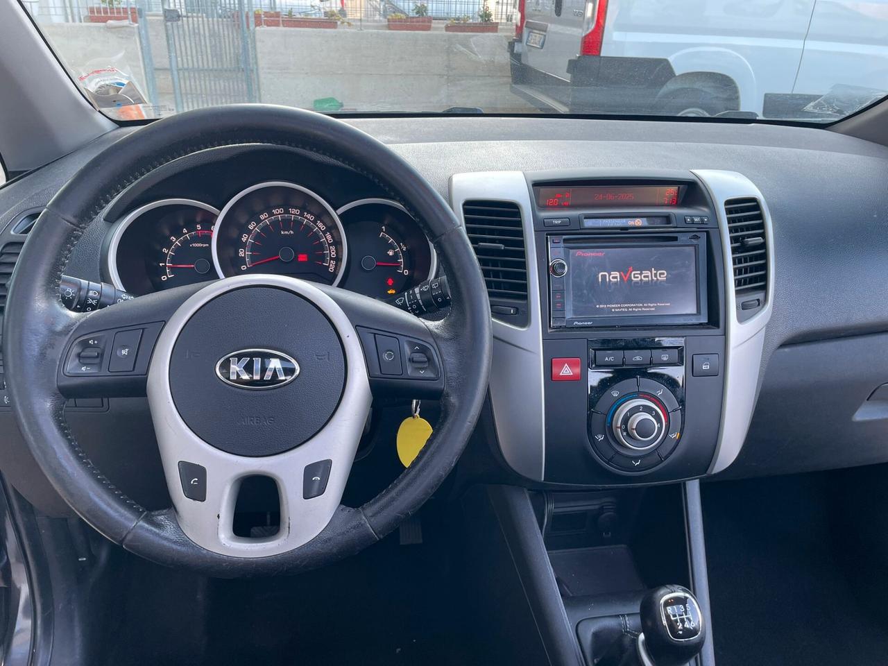 Kia Venga 1.4 CRDi 90CV Cool pari Al nuovo