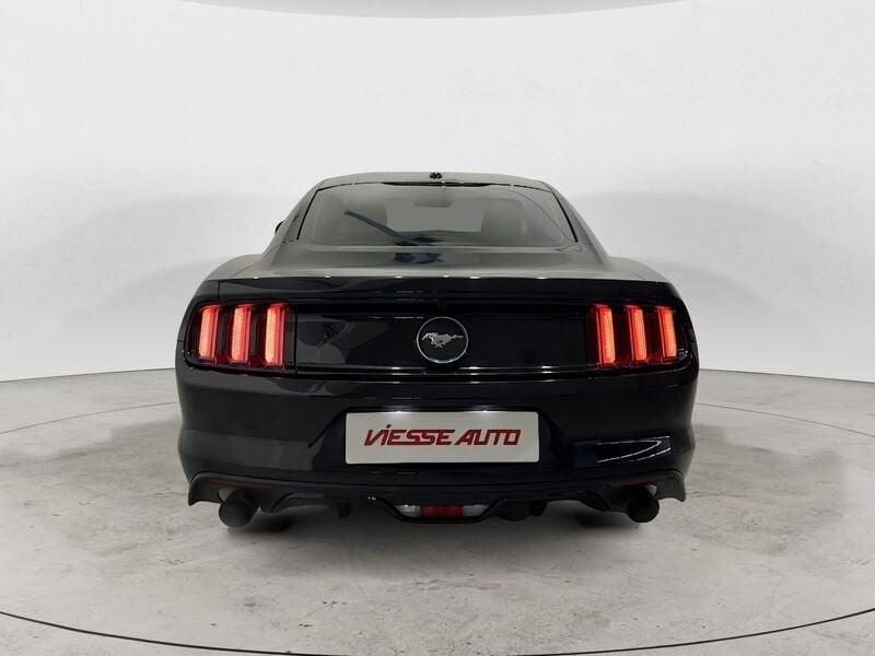 Ford Mustang Fastback 2.3 Ecoboost