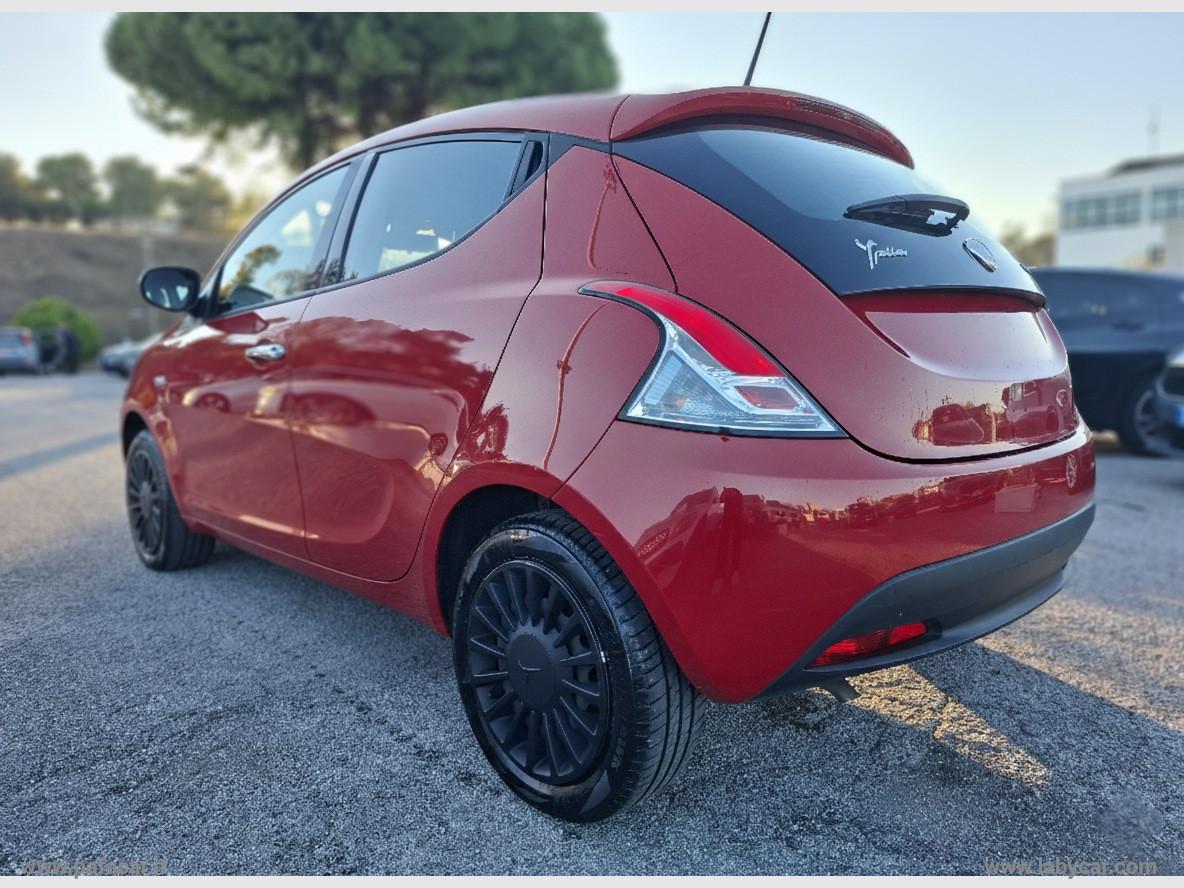 LANCIA Ypsilon 1.0 FireFly 5p.S&S Hybrid Silver