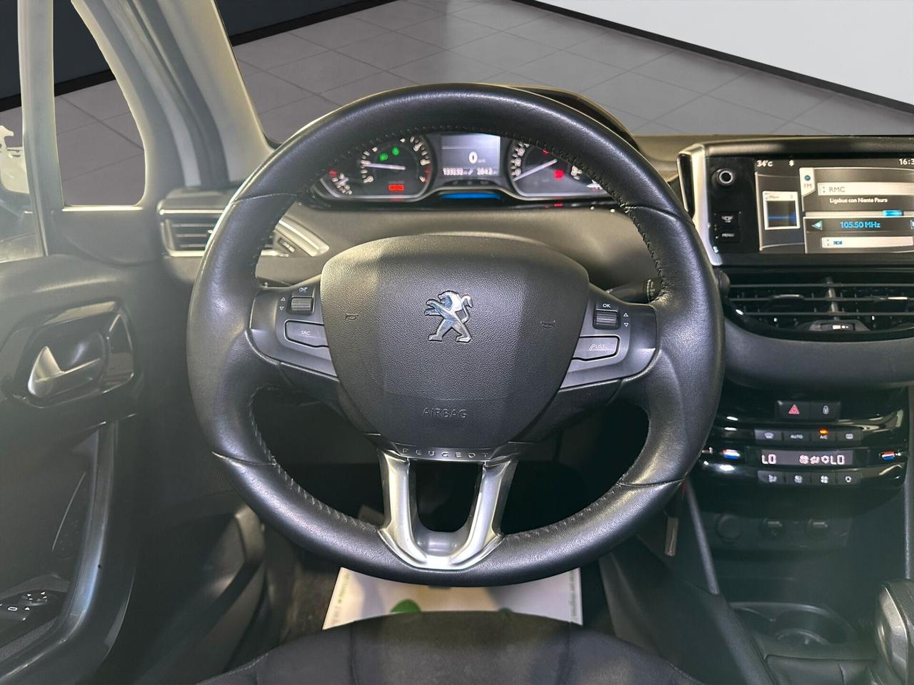 Peugeot 208 1.2 PURETECH 82 CV 5 porte Allure
