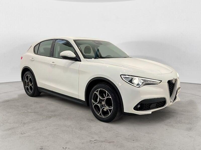 Alfa Romeo Stelvio Stelvio 2.2 Turbodiesel 180 CV AT8 RWD Super