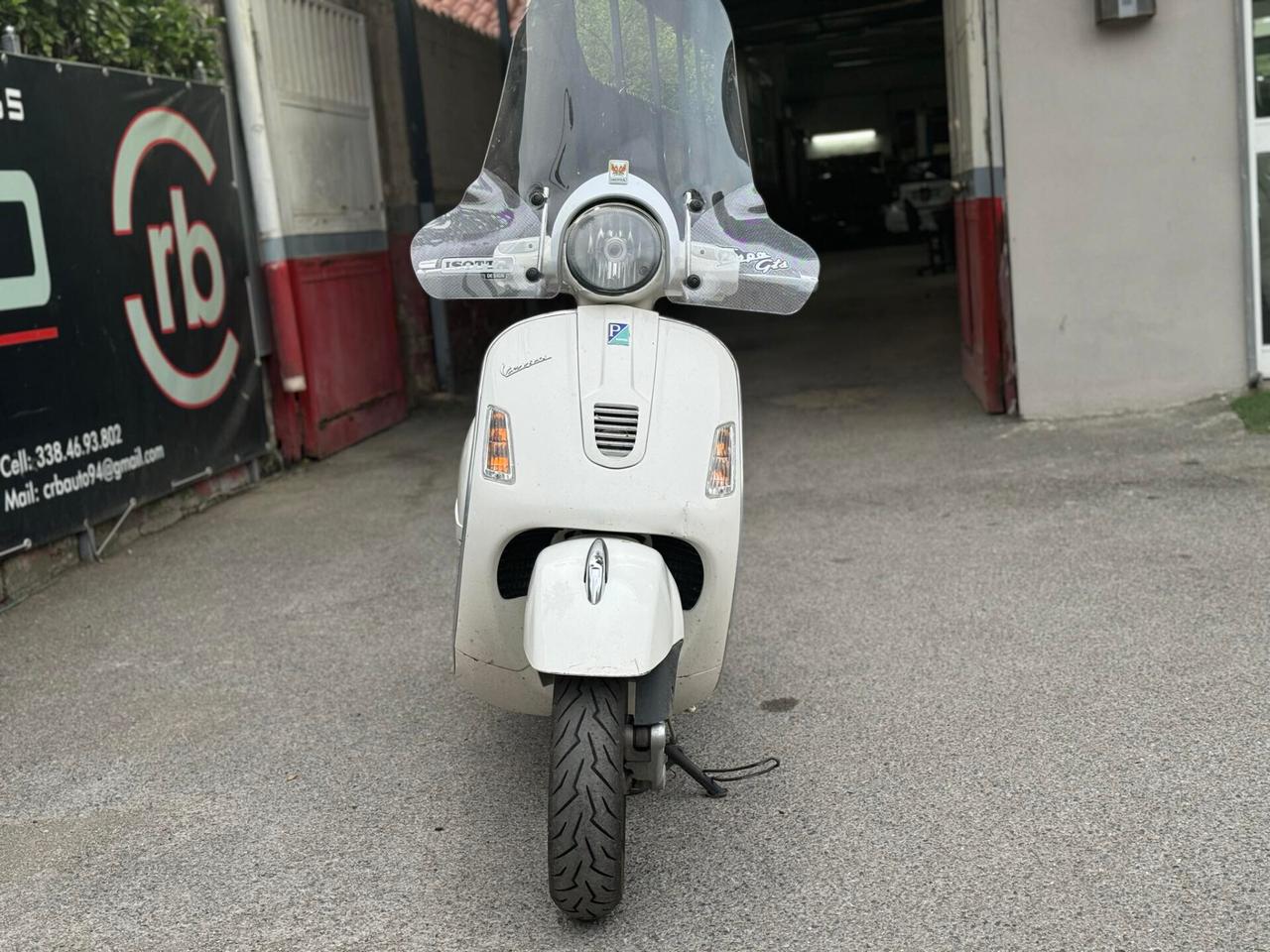 PIAGGIO VESPA 300 GT SUPER SENZA DIFETTII