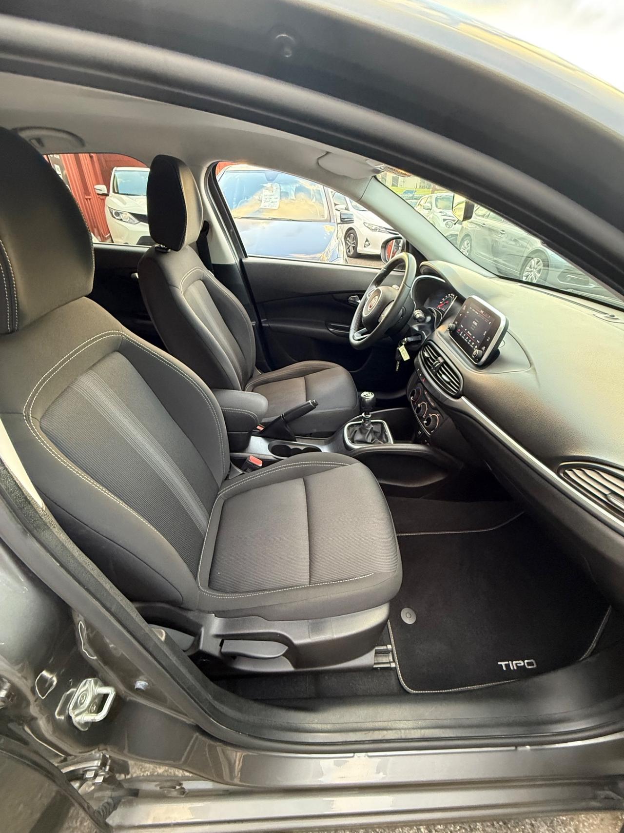 Tipo 1.4 - 5 porte-unipro-rate-garanzia