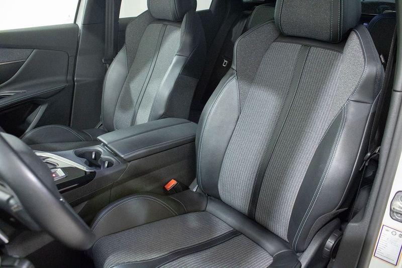 Peugeot 3008 BlueHDi 130cv EAT8 Allure Pack
