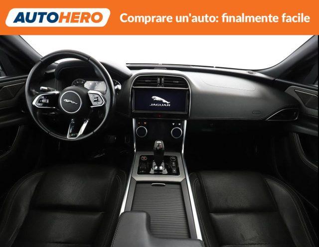 JAGUAR XE 2.0 D 180 CV aut. R-Dynamic S