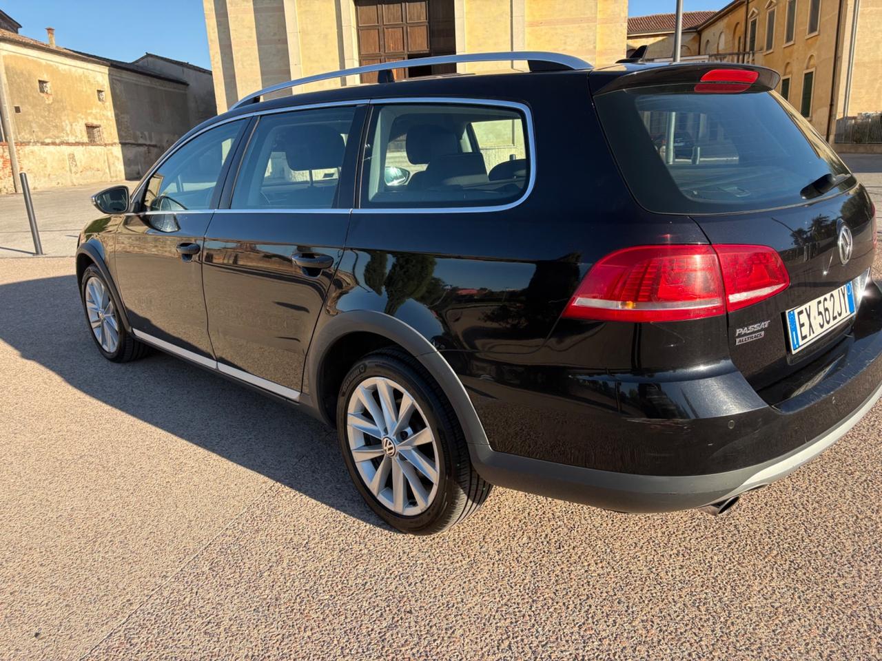 Volkswagen Passat Alltrack 4x4 .2.0 tdi anno 2014